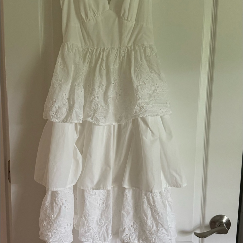 En Saison White Tiered Ruffle Lace Maxi Dress (XS)